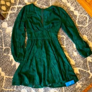 CUPSHE Dress - Green Short long sleeve dress.